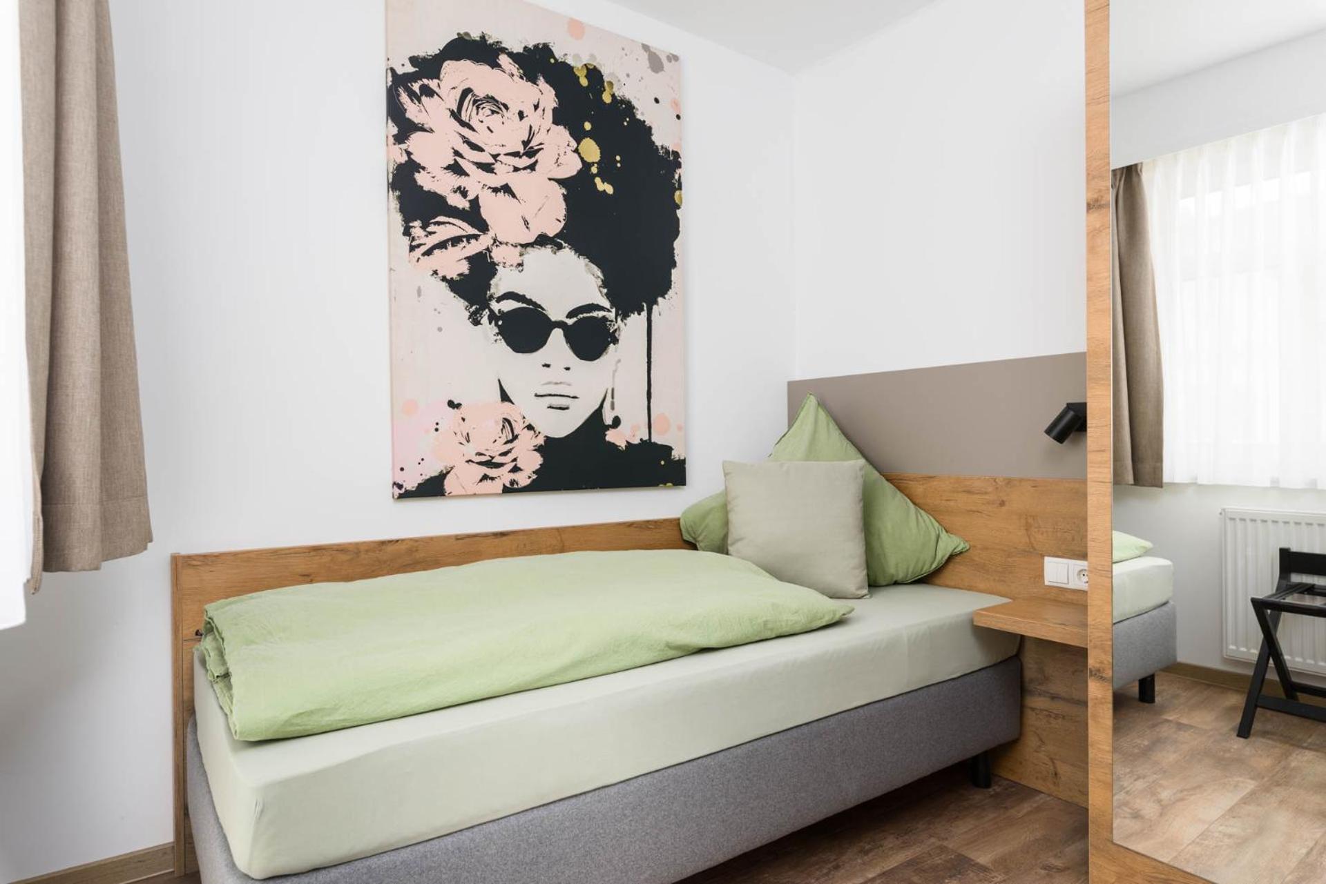 Hotel Zur Traube Uffenheim Dış mekan fotoğraf